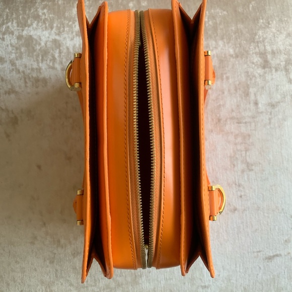 Louis Vuitton Epi Pont Neuf - Picture 6 of 8